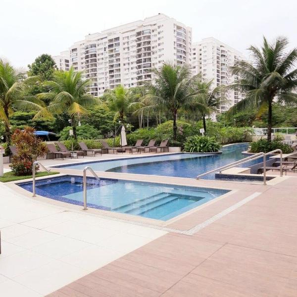 MELHOR Localização na Barra da Tijuca- Apartamento com Ar, wifi, microondas - Foto 4
