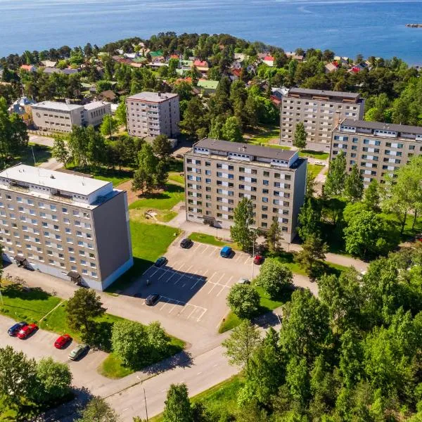 Apartments Borg Dyyni, готель у місті Юютері