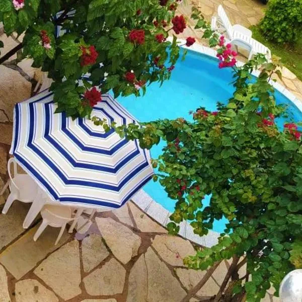 Pousada Aquarela Pirenopolis، فندق في بيرينوبوليس