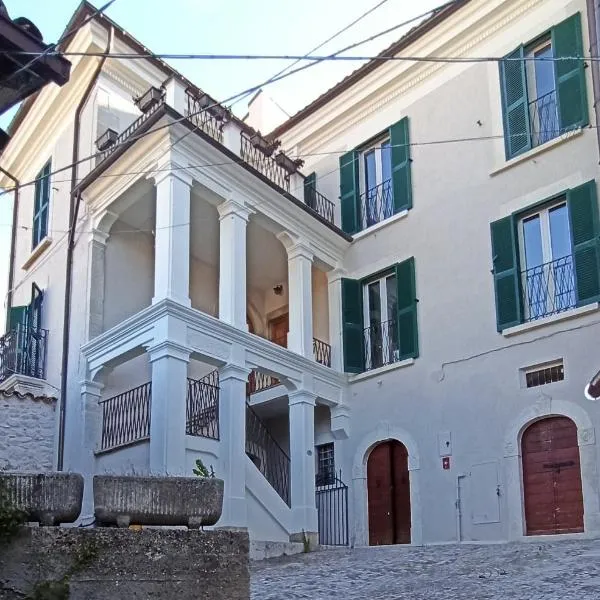 B&B Il Cardinale, hotel v destinaci Rocca di Mezzo