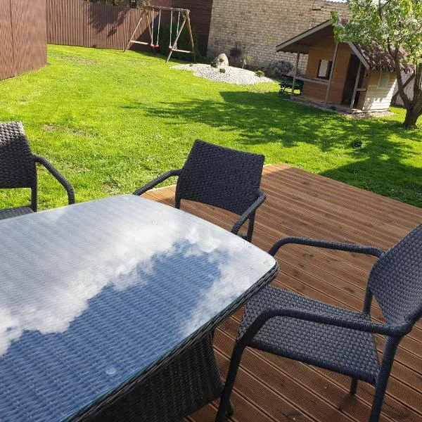 Svečių namai Kamile, hotel v destinaci Šiauliai