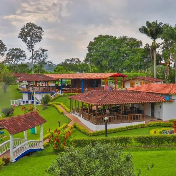 Hotel Campestre Pueblo Bello, hotel en Caicedonia