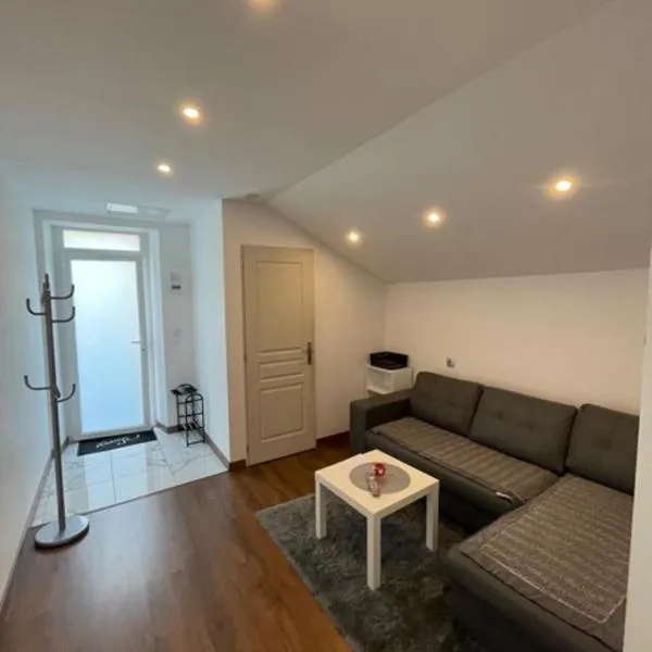 Studio privée Vesoul -Wifi,TV,Clim, hotel a Port-sur-Saône