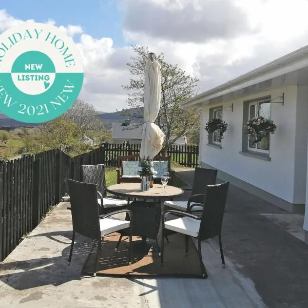 Mary Naoise Holiday Home, hotel u gradu Lettermacaward