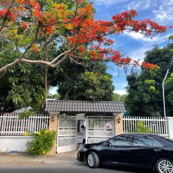 Mango Villa Long Hải Beach, hotell sihtkohas Long Hải