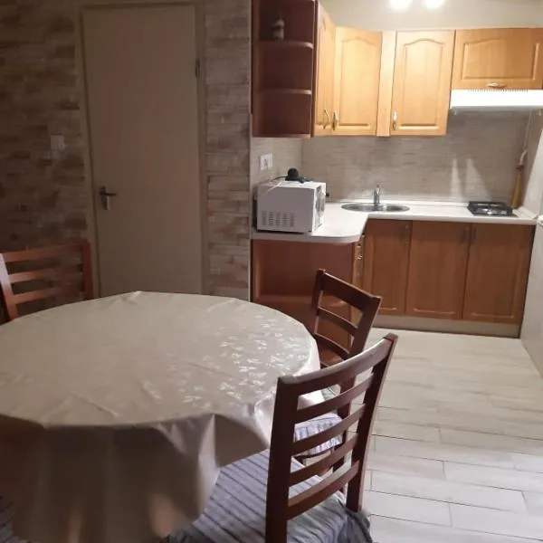 Pákász Nyaralóház, hotel v destinácii Tiszafüred