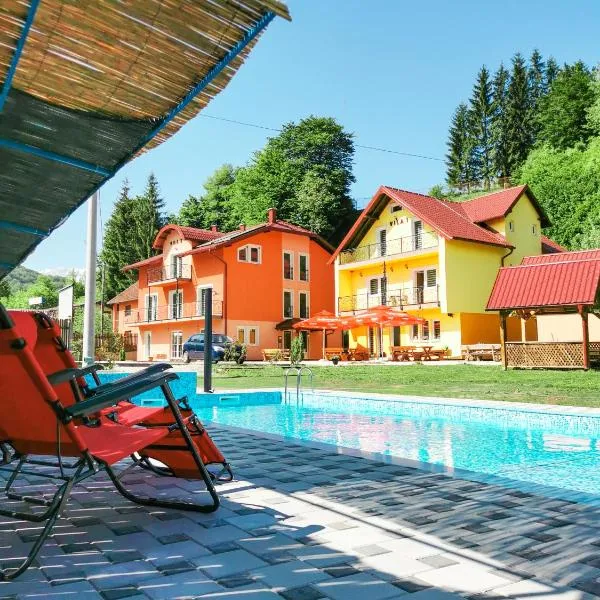 Green Villas Tjentiste, hotel v destinaci Tjentište