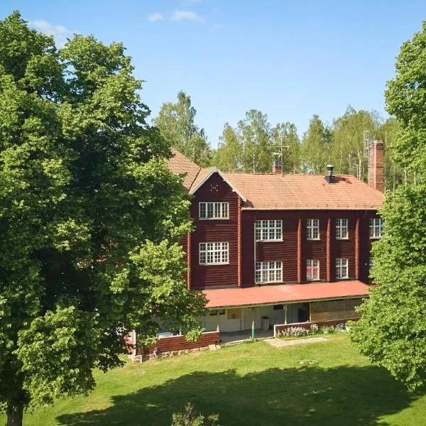 Folkarbo Vandrarhem, hotel in Västerbykil