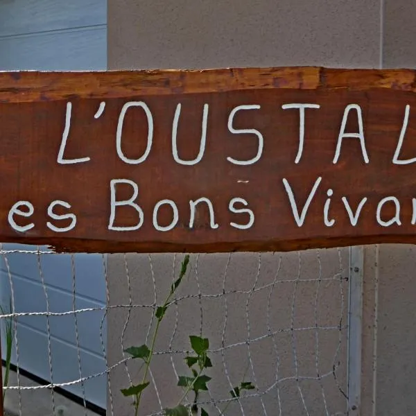 L'Oustal des Bons Vivants, hotel in Saint-Cyprien-sur-Dourdou