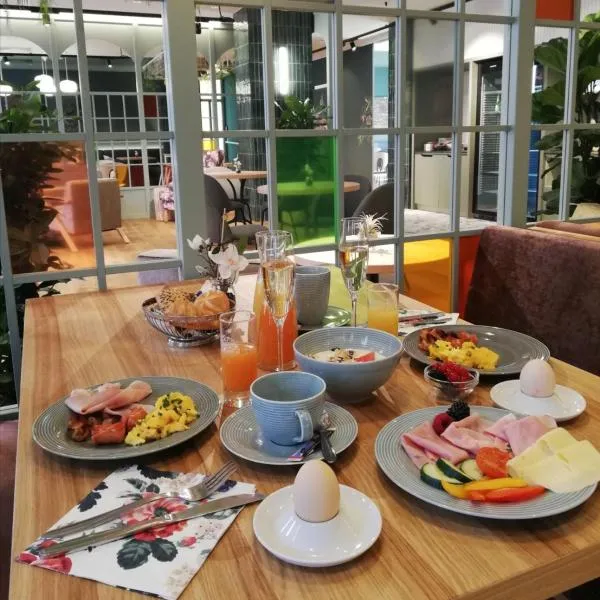 Stadtoase Kolping Hotel, hotel v Linci
