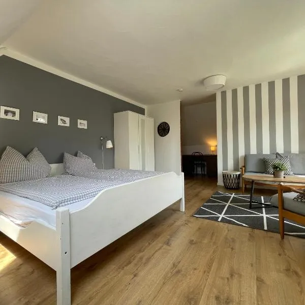 Schmidt's Gasthof Garni, Hotel in Lüdershagen