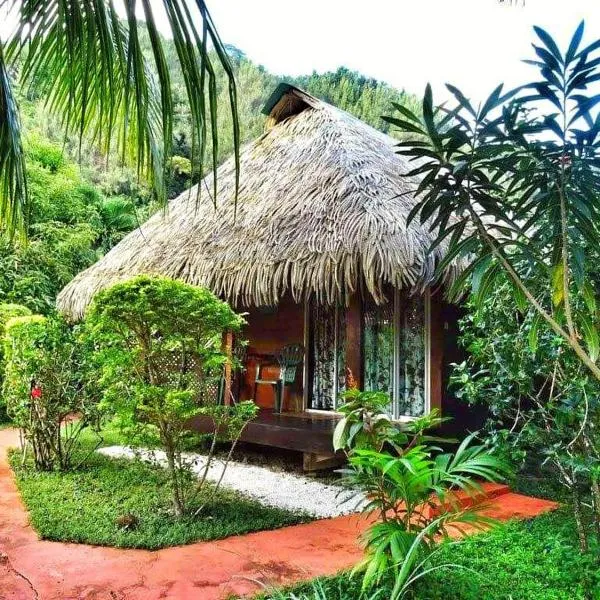 HUAHINE - Bungalow Opuhi, hotell i Fare