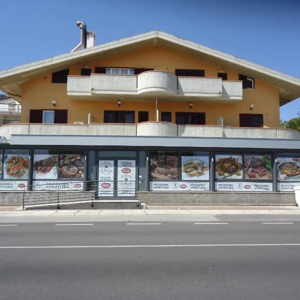 AFFITTACAMERE GELINDO, hotel v destinaci Silvi Marina