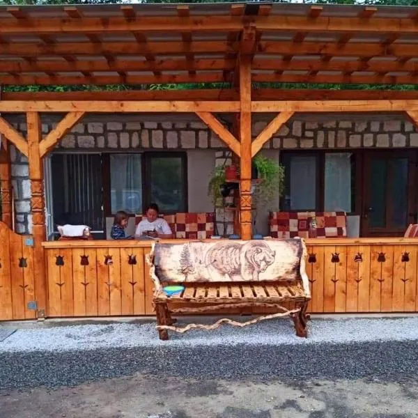 Casa Bambus Sovata 1, hotel en Cîmpu Cetăţii