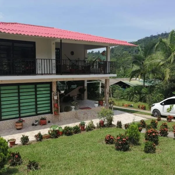 FINCA SAN SEBASTIAN, hotel v destinaci Cachipay