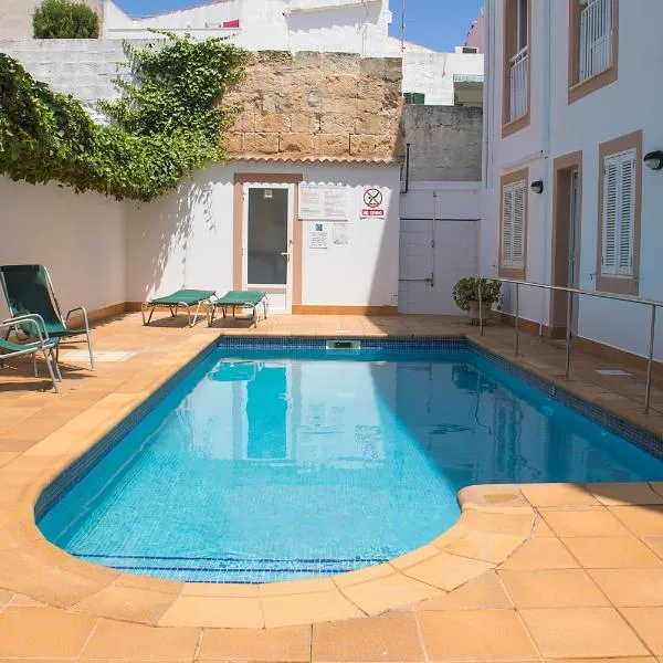 Hotel Geminis, hotel v destinaci Ciutadella