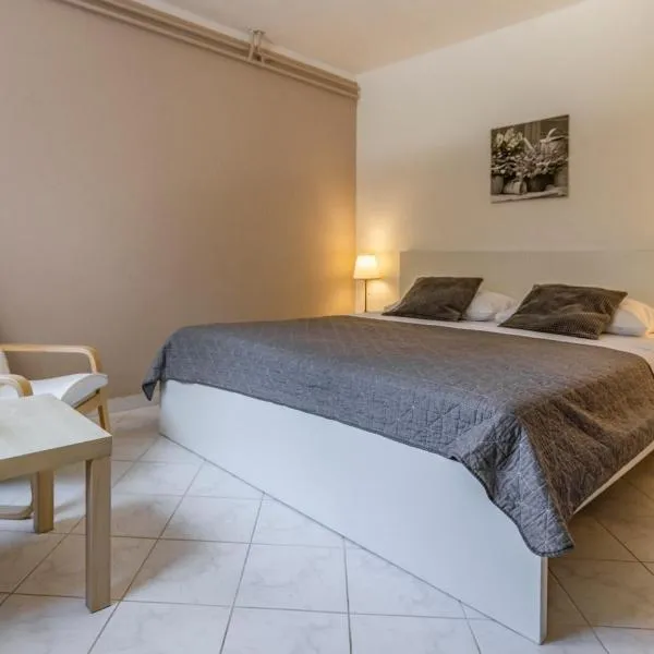 Apartment Mar, hotell sihtkohas Pješčana Uvala