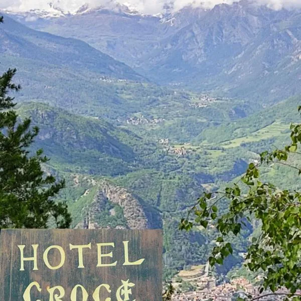 Albergo Croce Bianca, хотел в Брусон