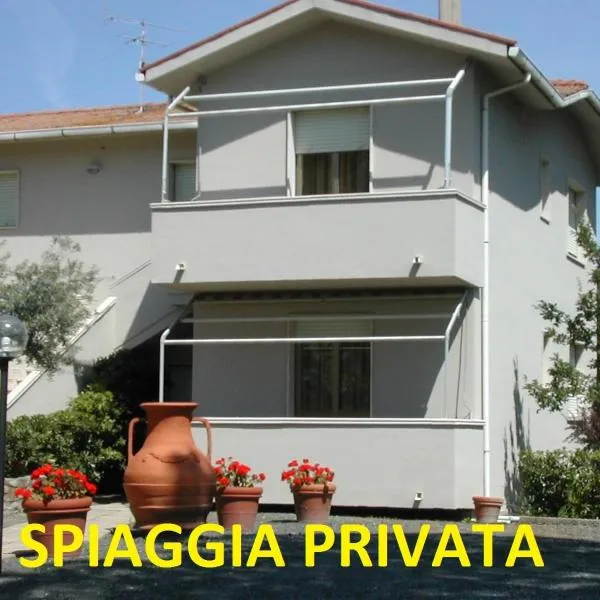 Affittacamere FloraMare, hotel v destinaci Marina di Bibbona
