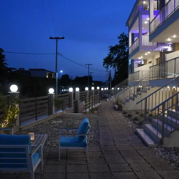Theano Luxury Suites Nikiti, hotel v destinaci Nikiti