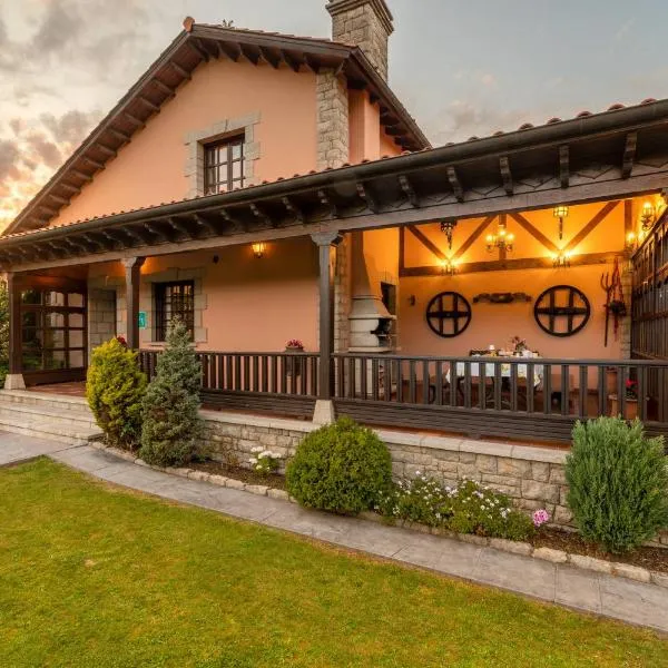 Casa en la Costa con wifi, jardín y barbacoa, hotel in Llanes