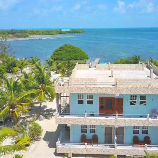 Hidden Treasure Vacation Home Bay Blue Suite 2, hotel in Belize City