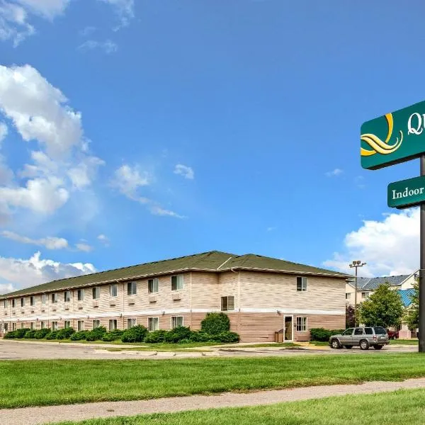 Quality Inn & Suites, hotel a Elysian