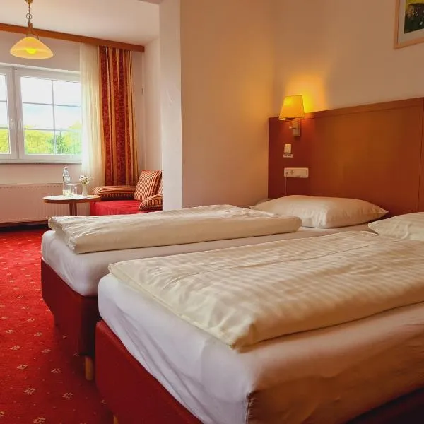 Hotel Wirt im Feld, hotel en Steyr