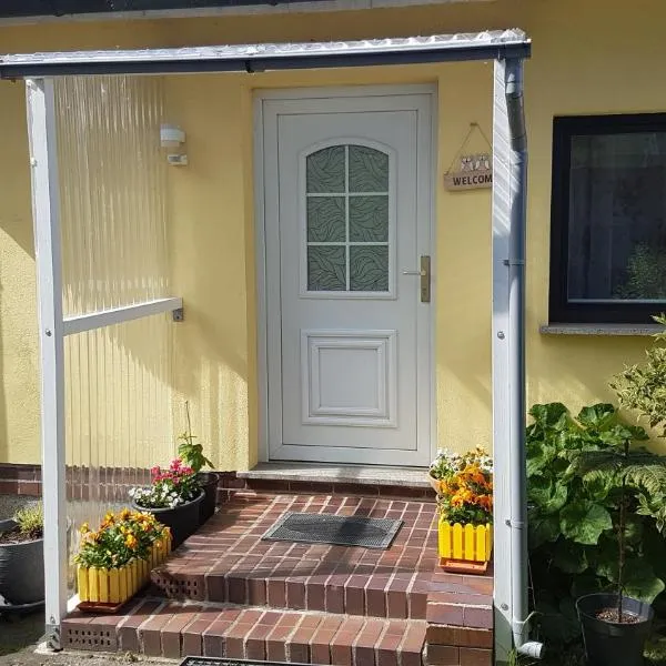 Bungalow, Hotel in Stralsund