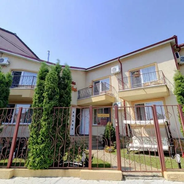 Vila Casa Esy, khách sạn ở Eforie Nord