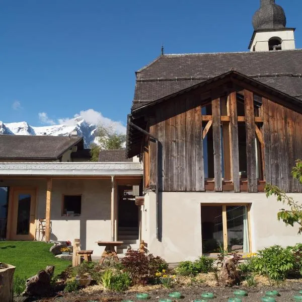 ViVa B&B Urmein, hotel v destinaci Urmein