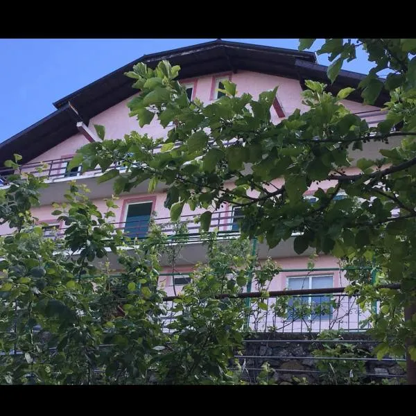 Sunrise Lindita – hotel w mieście Pukë