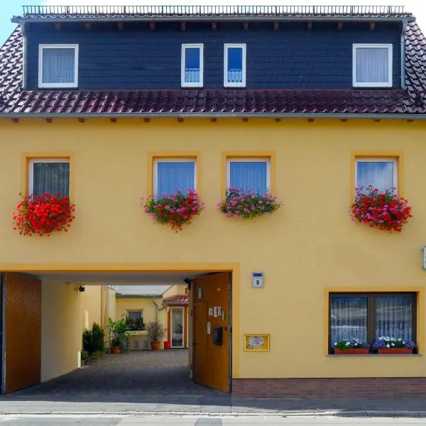 Pension Sigwarth, hotelli kohteessa Arzberg