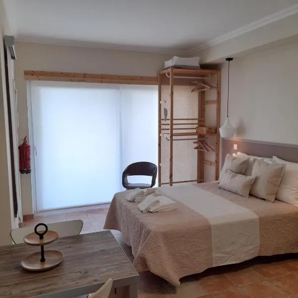 Cantinho do Burgau, hotel v destinaci Burgau