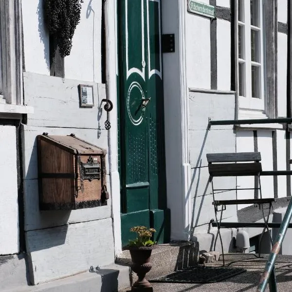 Ferienwohnung Am Schloßberg, hotel din Solingen