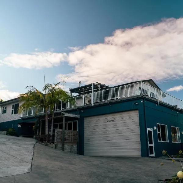 Coromandel Seaview Motel, hotel in Coromandel Town