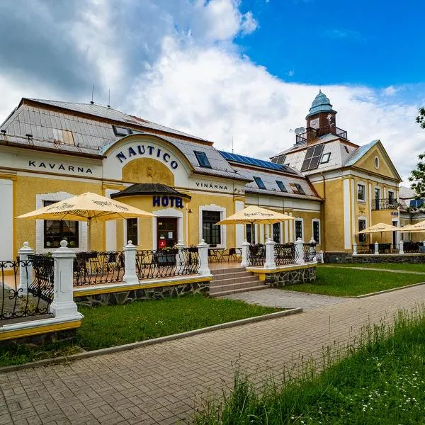 Nautico, hotel v Mostě