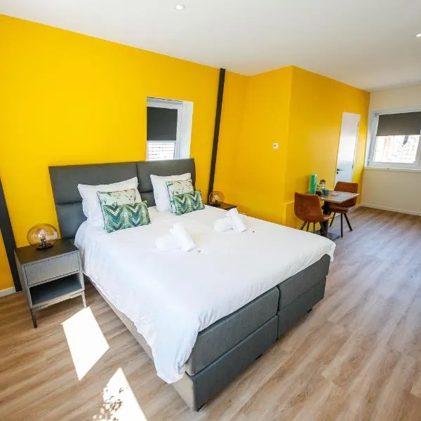 Deluxe 35m2 City Center Suite with Views - DB6C, hotel a Den Bosch