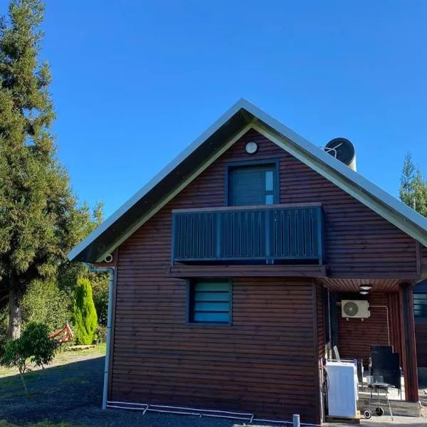 Agréable chalet Au milieu des sapins, hotel em La Plaine des Cafres