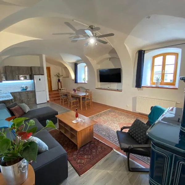 Apartment Mařenka Frymburk, hotel ve Frymburku