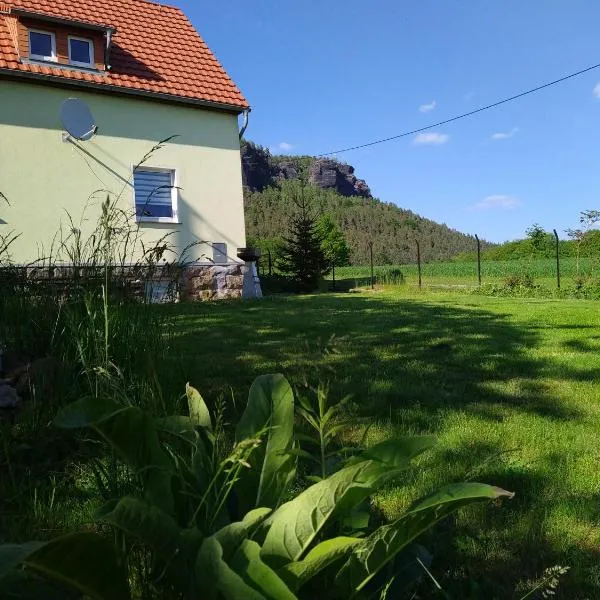 Ferienhaus Ebenheit am Lilienstein, hotel in Königstein an der Elbe