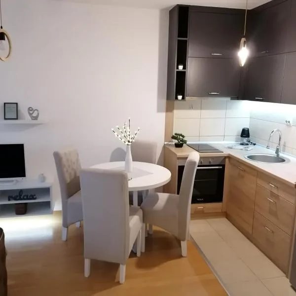Emili Apartman, hotel v destinaci Jagodina