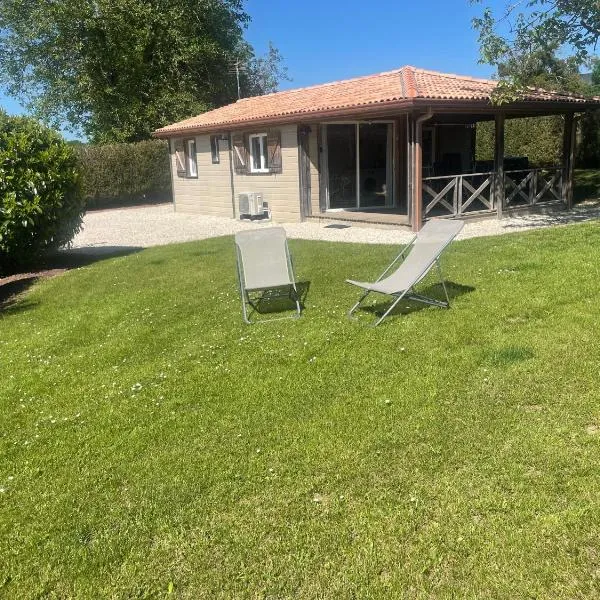 Les Refuges des Catieres – hotel w mieście Amance