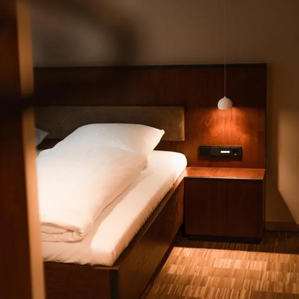 Cavallestro Deluxe, hotel v destinaci Kitzingen