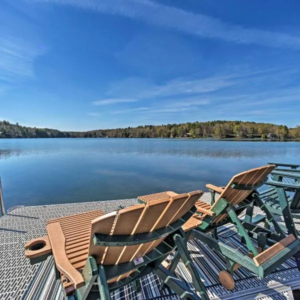 BBQ Ready Lakeside Milford Home with Paddleboat, hotel in Milford