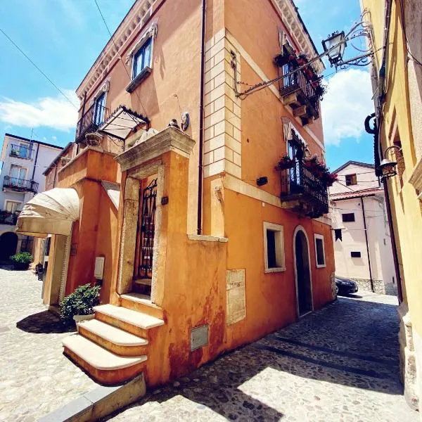 Caterina House Nel borgo piú bello d'Italia, hôtel à San Lucido