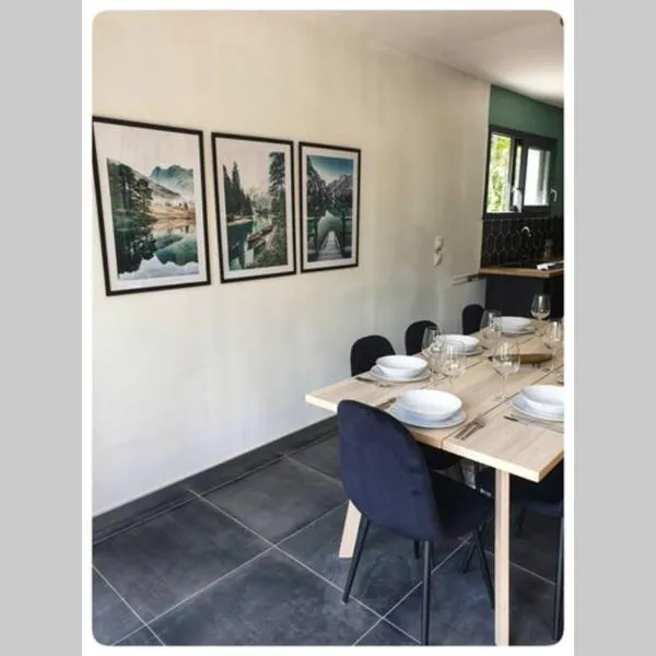 Charmante Maison La Source, hotel en Grandes Sables