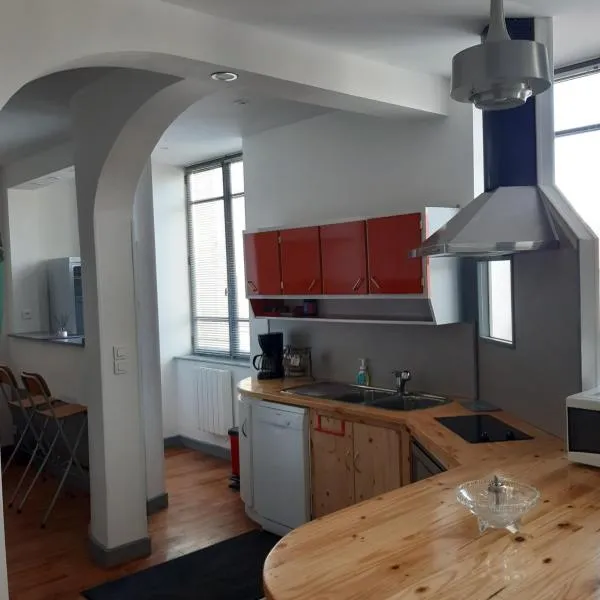 L'ère du temps, hotel in Manheulles