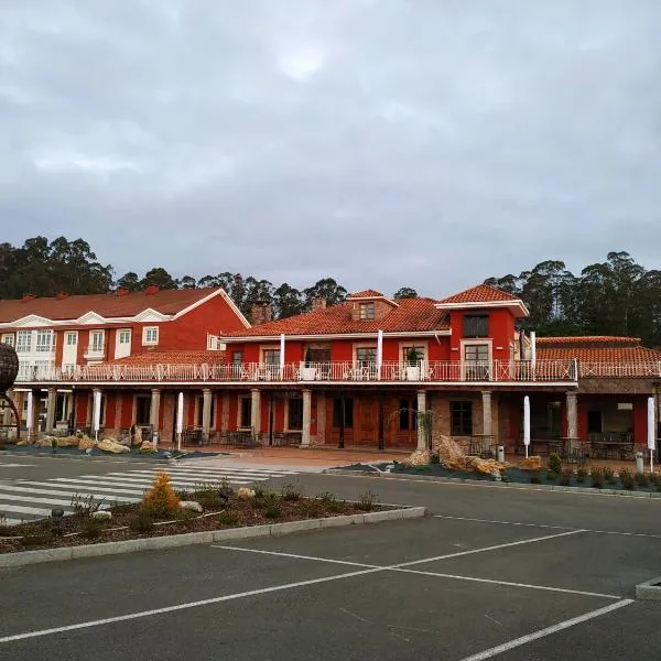 HOTEL LA CAMPANA, hotel v destinaci Llanera
