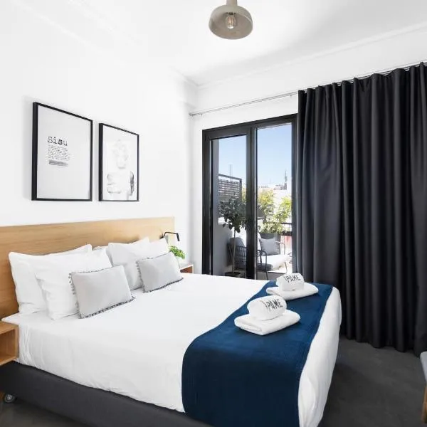 PAME House, hotel i Athen
